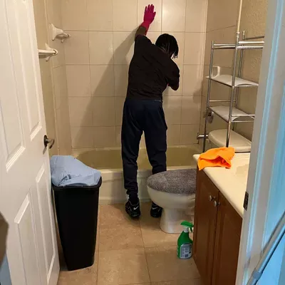Motion Cleaners LLC