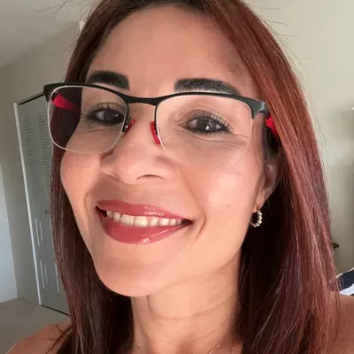 Angela farias