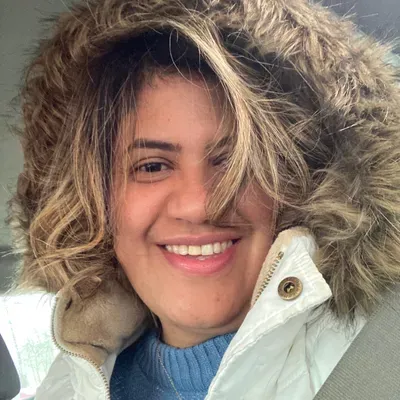 Marcia Bonfim clean