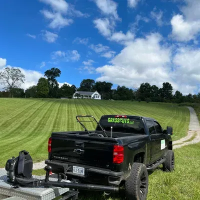 GrassCuts llc