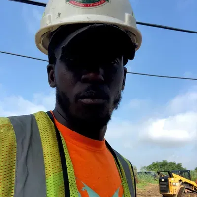 Defiant construction & Maintenance
