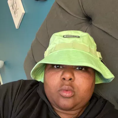 Movers moving quickly