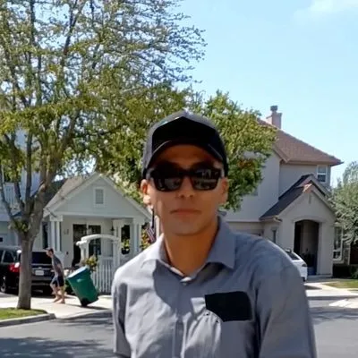 Daniel V