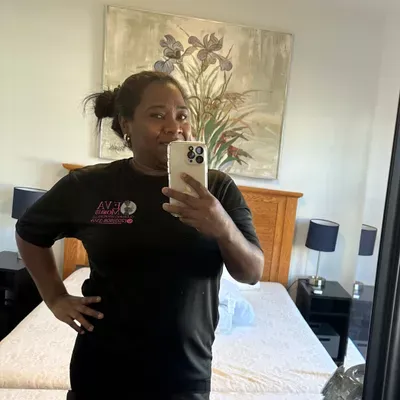 Eva Morais housecleaning LLC????