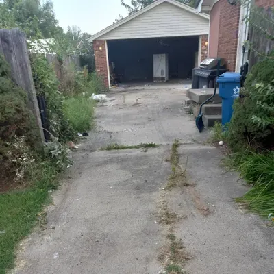 Moving Brothers