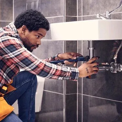 Dee's Plumbing Services, LLC