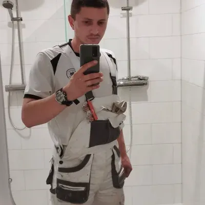 Andrew Handyman