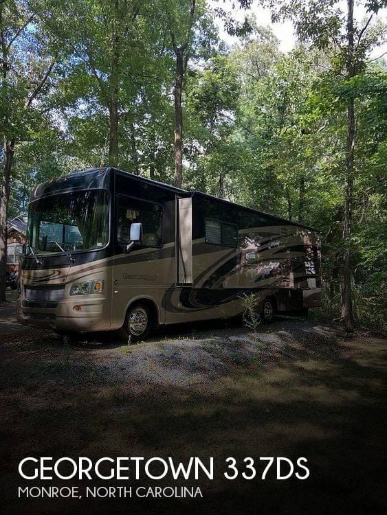2010 Georgetown Georgetown 337DS 33ft for Sale