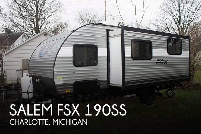 2019 Forest River Salem FSX 190SS 19ft