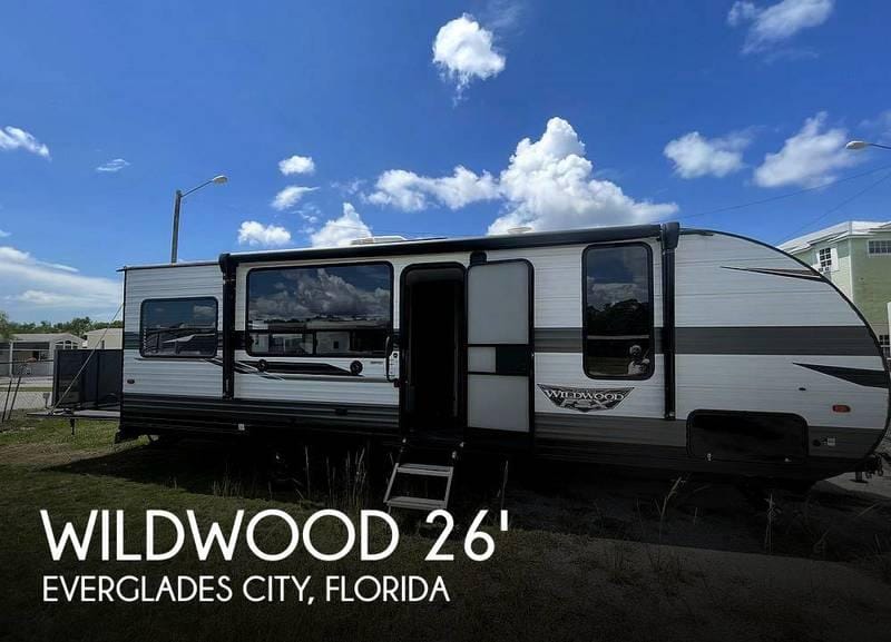 2022 Forest River Wildwood FSX Platinum 260RT 26ft for Sale