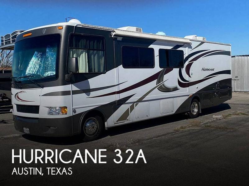 Thor Motor Coach Hurricane 32A Class A 2013 for Sale