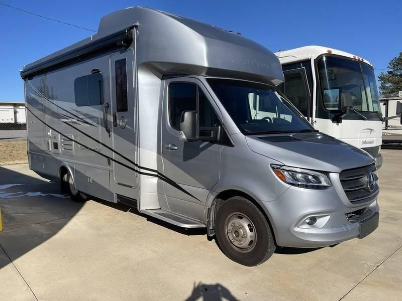 2023 Tiffin Motorhomes Tiffin Motorhomes Wayfarer 25RW 25ft for Sale