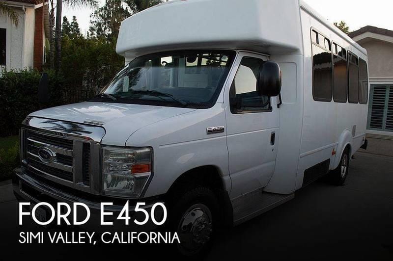 2011 Ford Ford E450 26ft for Sale