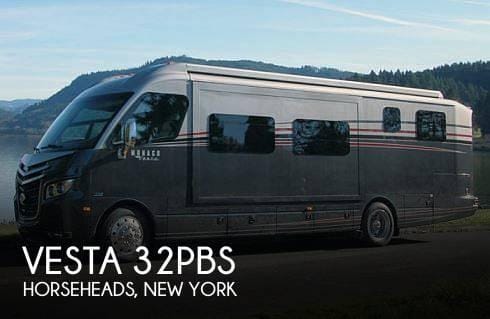 2011 Monaco Vesta 32PBS 32ft for Sale