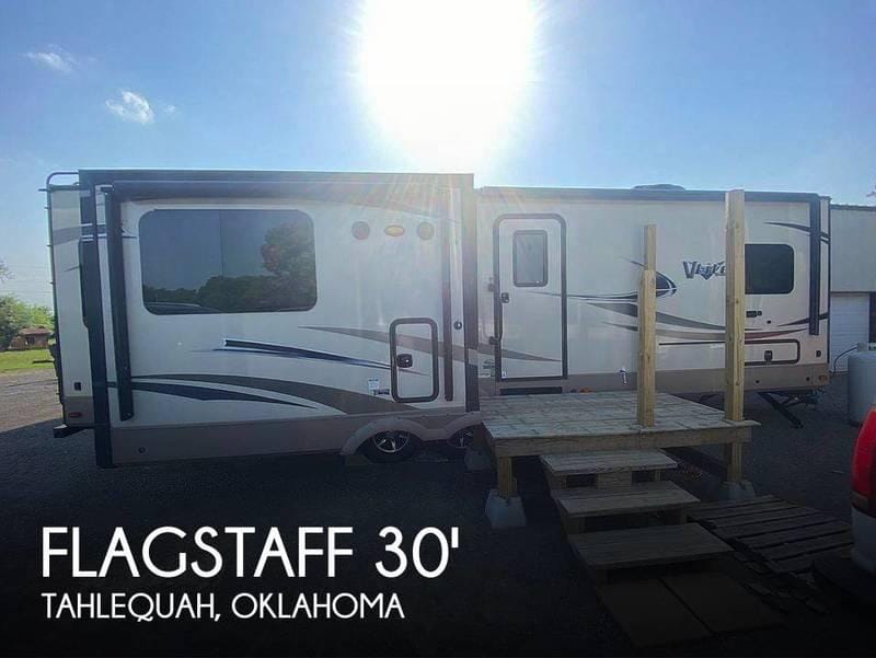 2018 Forest River Flagstaff V-Lite 30WRLIKSV 30ft for Sale