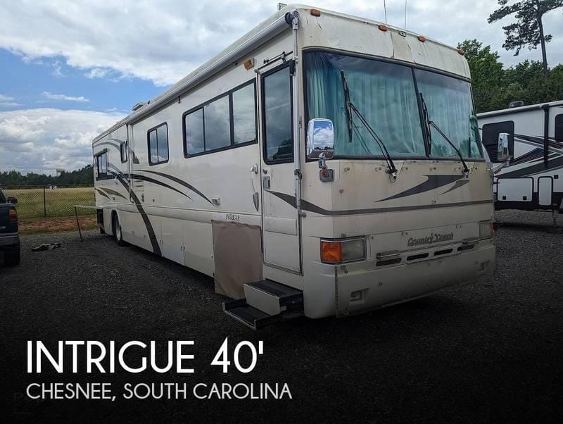 1999 Country Coach Intrigue 40\\\' Cook\\\'s Delight 40ft for Sale