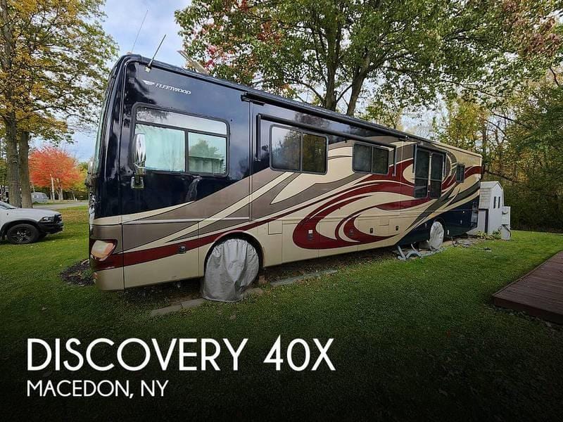 2010 Fleetwood Discovery 40X 40ft for Sale