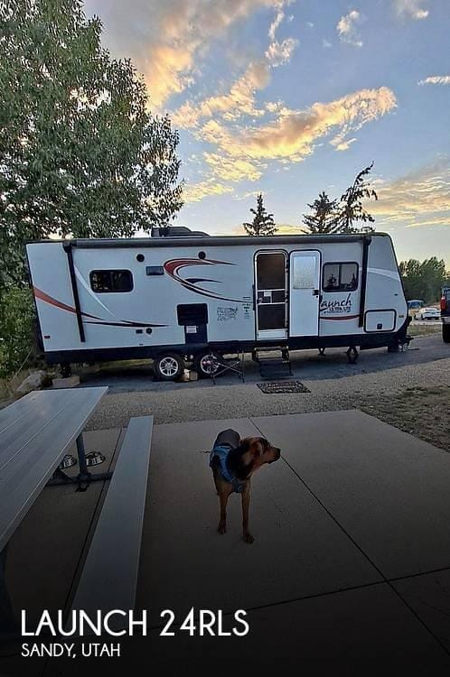 2016 Starcraft Launch 24RLS 24ft for Sale
