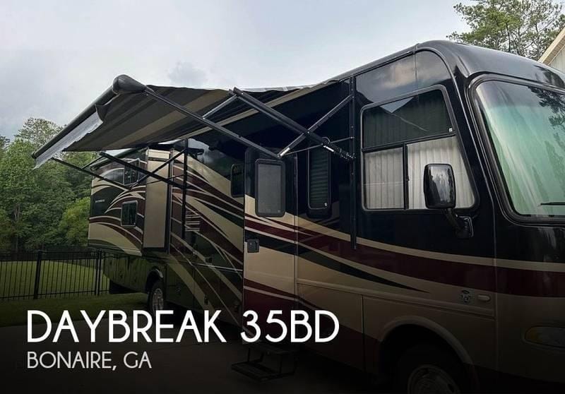 2011 Thor Motor Coach Daybreak 35BD 35ft for Sale