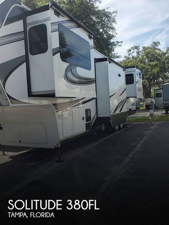 Grand Design Solitude 380FL Fifth Wheel 2022 for Sale