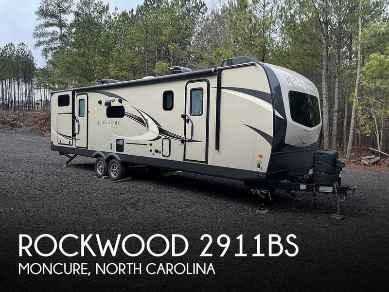 2020 Forest River Rockwood 2911BS 29ft for Sale