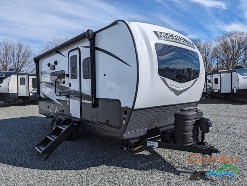 2024 Forest River Flagstaff Micro Lite 21DS 22ft for Sale