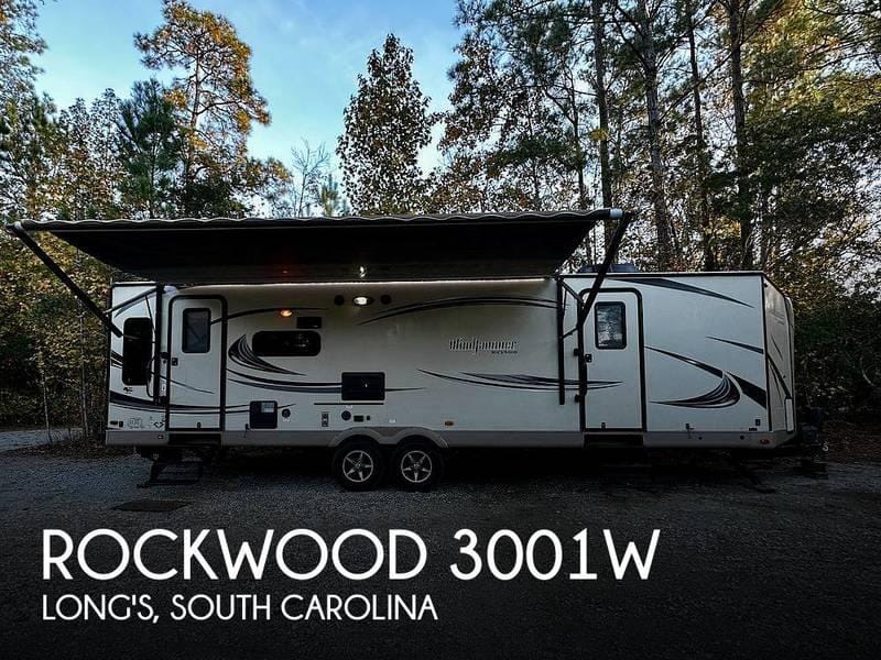 2016 Forest River Rockwood 3001W 30ft for Sale