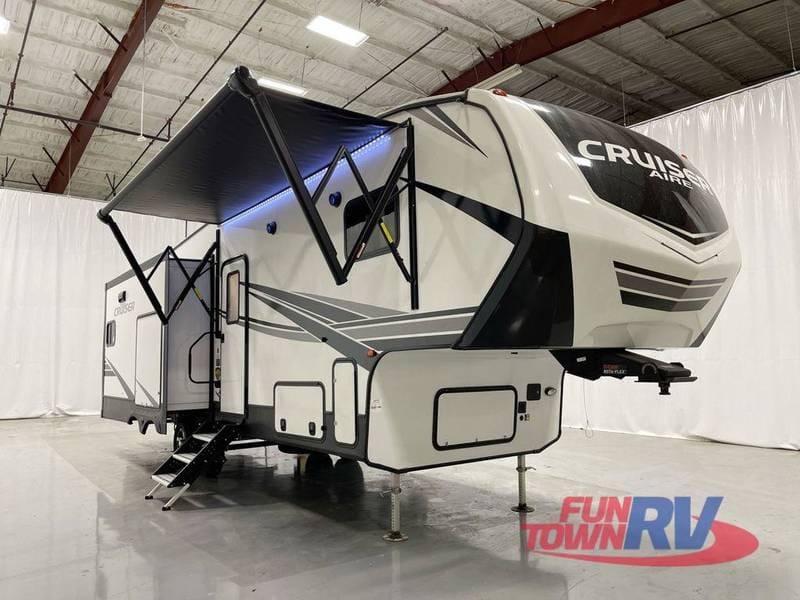 2023 Cross Roads Crossroads RV Cruiser Aire CR28RD 31ft for Sale