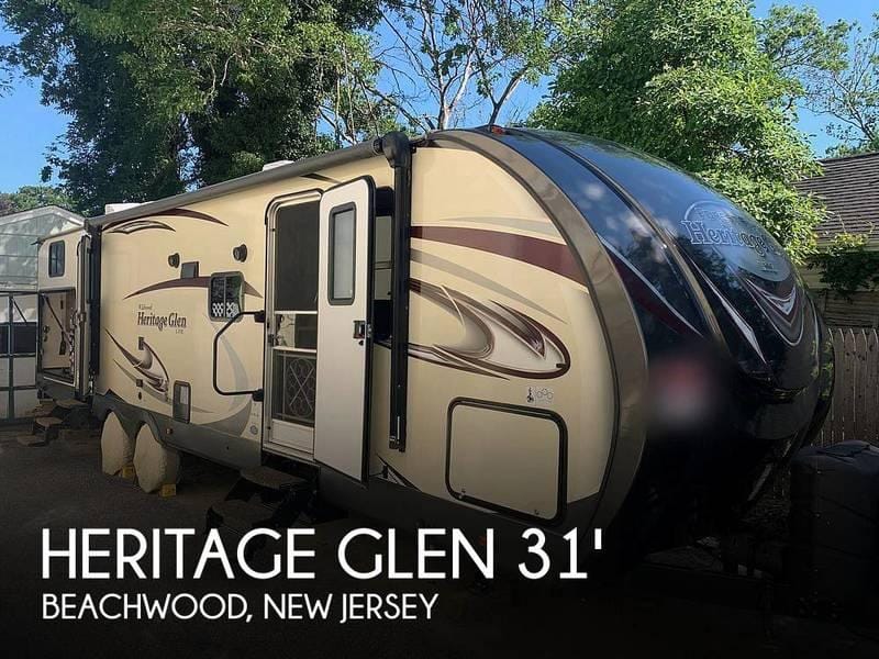 2018 Forest River Heritage Glen 312QBUD 31ft for Sale