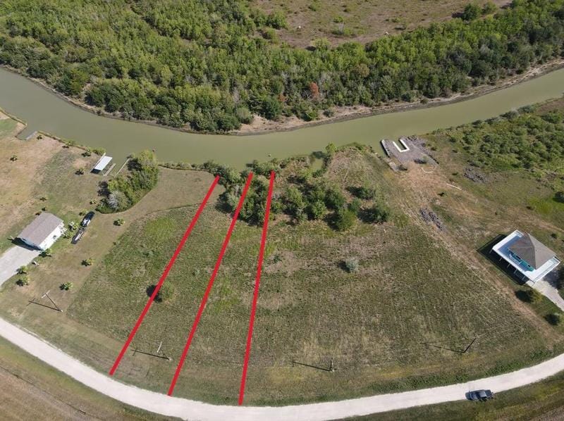 58-59 Bayou Ave, Smith Point, TX 77514 - MLS 11344444 for Sale