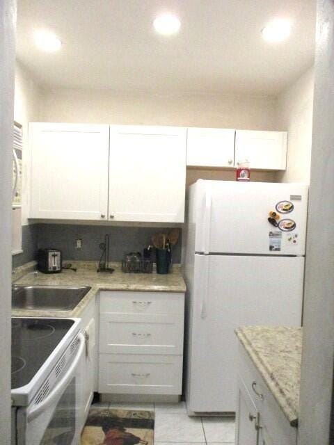 2851 E Golf Blvd #204, Pompano Beach, FL 33064  MLS# RX-10953934 for Sale