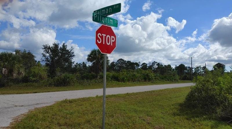 12093 Beiman Ave, Port Charlotte, FL 33981 - MLS T3487715 for Sale