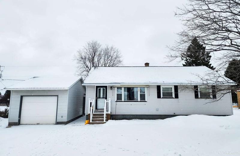150 N Daisy, Ishpeming, MI 49849  624661982 for Sale