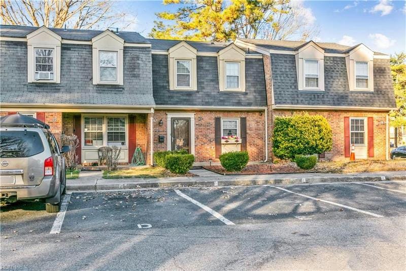 14567 OLD COURTHOUSE WAY UNIT E, Newport News, VA 23608 Condo/Townhouse For Sale  MLS# 10513646
