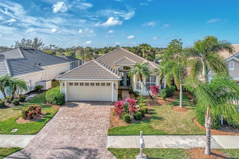5215 Pine Shadow Lane, North Port, FL 34287 for Sale