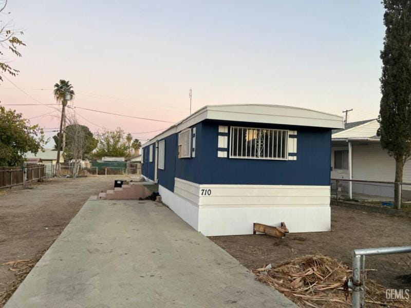 710 POLK ST, Taft, CA 93268 Single Family Residence For Sale  MLS# 202312153