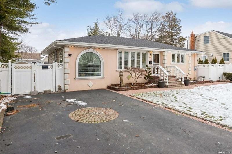 229 Broadway, West Babylon, NY 11704  621111246 for Sale