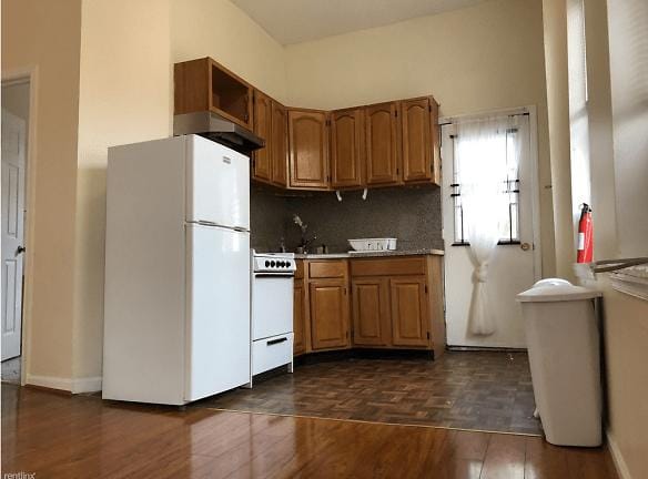 1515 Tasker St unit 2R - Philadelphia, PA 19145 - Home For Rent