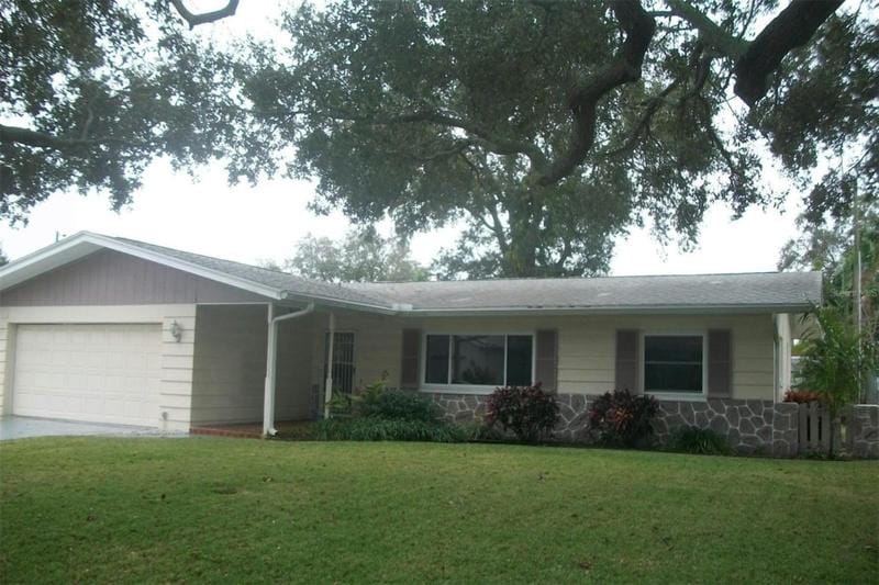 13448 PERIWINKLE AVE, SEMINOLE, FL 33776 Single Family Residence For Sale  MLS# U8226642