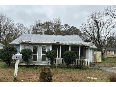 Lynwood St for Sale