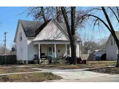 S Vermillion St for Sale