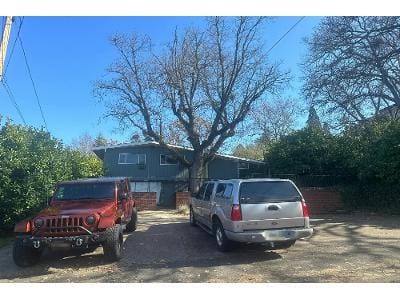 N Barneburg Rd for Sale