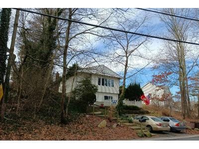 Echo Ave for Sale