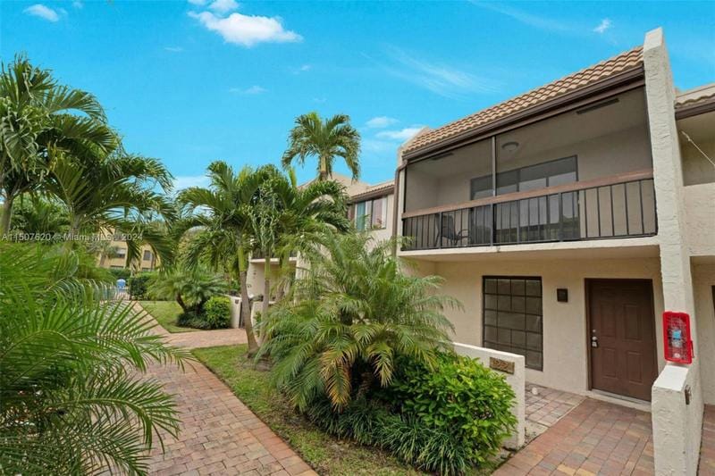 731 SE 1ST WAY # C22, Deerfield Beach, FL 33441 Condo/Townhouse For Sale  MLS# A11507620