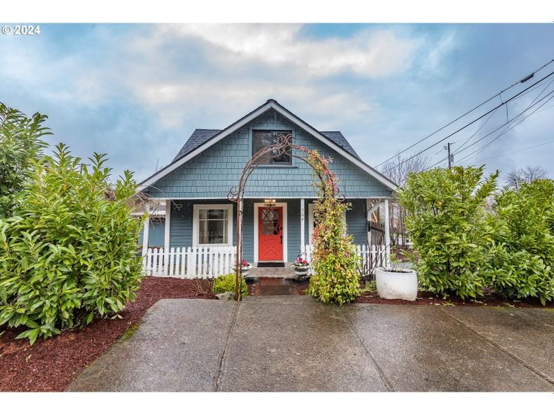 504 S 3RD ST, Springfield OR 97477 for Sale