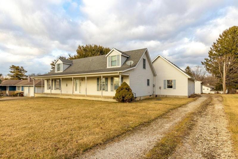 390 W COLUMBUS ST, Lithopolis, OH 43136 Single Family Residence For Sale  MLS# 224004448 for Rent