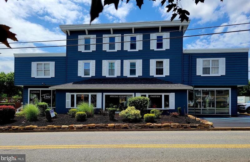 25 E Bridge St #2, Collegeville, PA 19426 - MLS PAMC2094008 for Rent