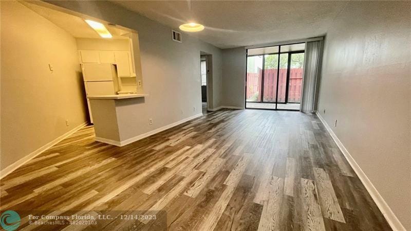 216 Lake Pointe Drive, Unit 122, Oakland Park, FL 33309 for Rent