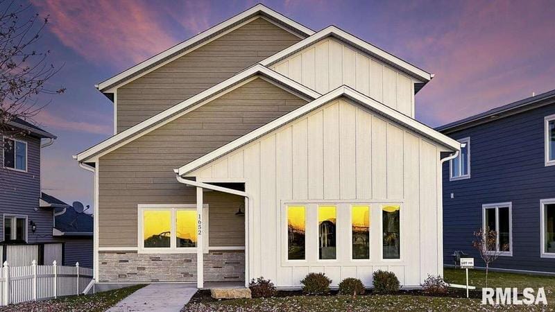 1652 Olde Brandy Lane, Davenport, IA 52807  613292845 for Sale