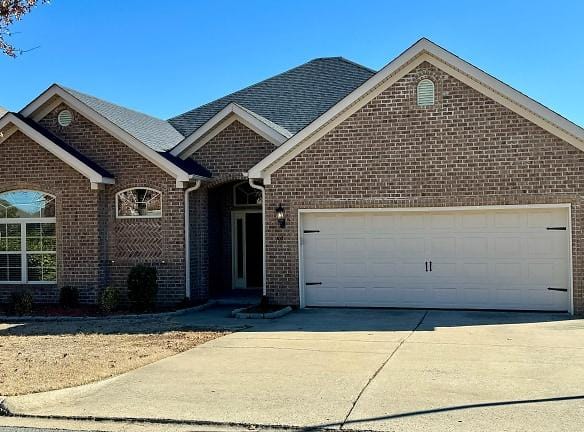 103 Kanis Creek Ln - Little Rock, AR 72223 - Home For Rent